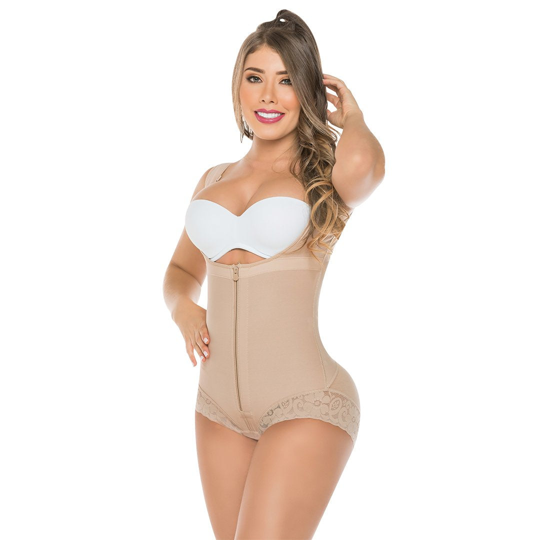 Fajas Colombianas Pantalón corto de compresión media de cintura alta  diseñado para control de abdomen, espalda, soporte inferior 100% colombiano
