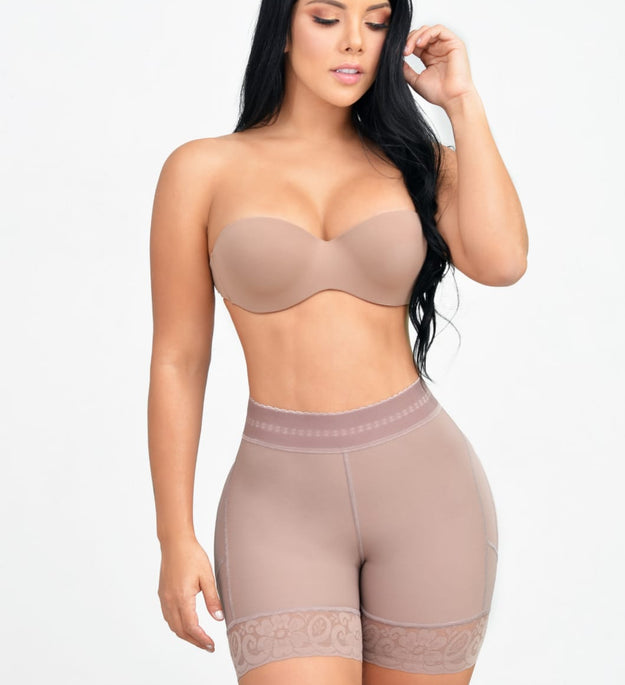 Salome Fajas Colombianas Panty Levantacola Ref 0327 (Nude, XS) at   Women's Clothing store